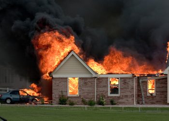 Ce inseamna cand visezi incendiu la o casa