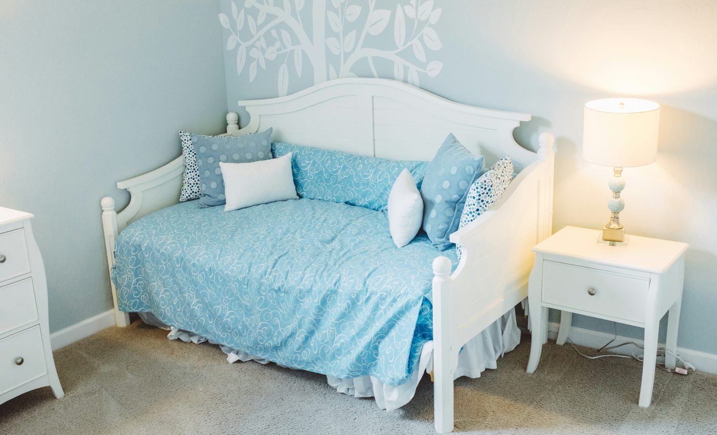 Achiziționarea unui pătuț de bebe