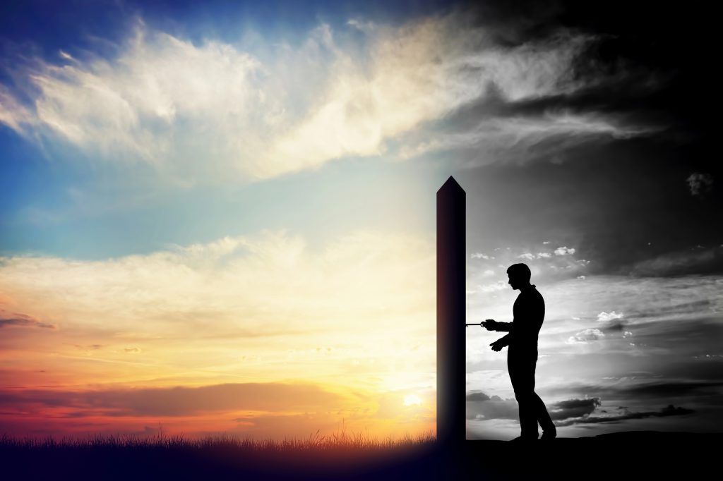 ZODII care încep UN NOU capitol din viața lor