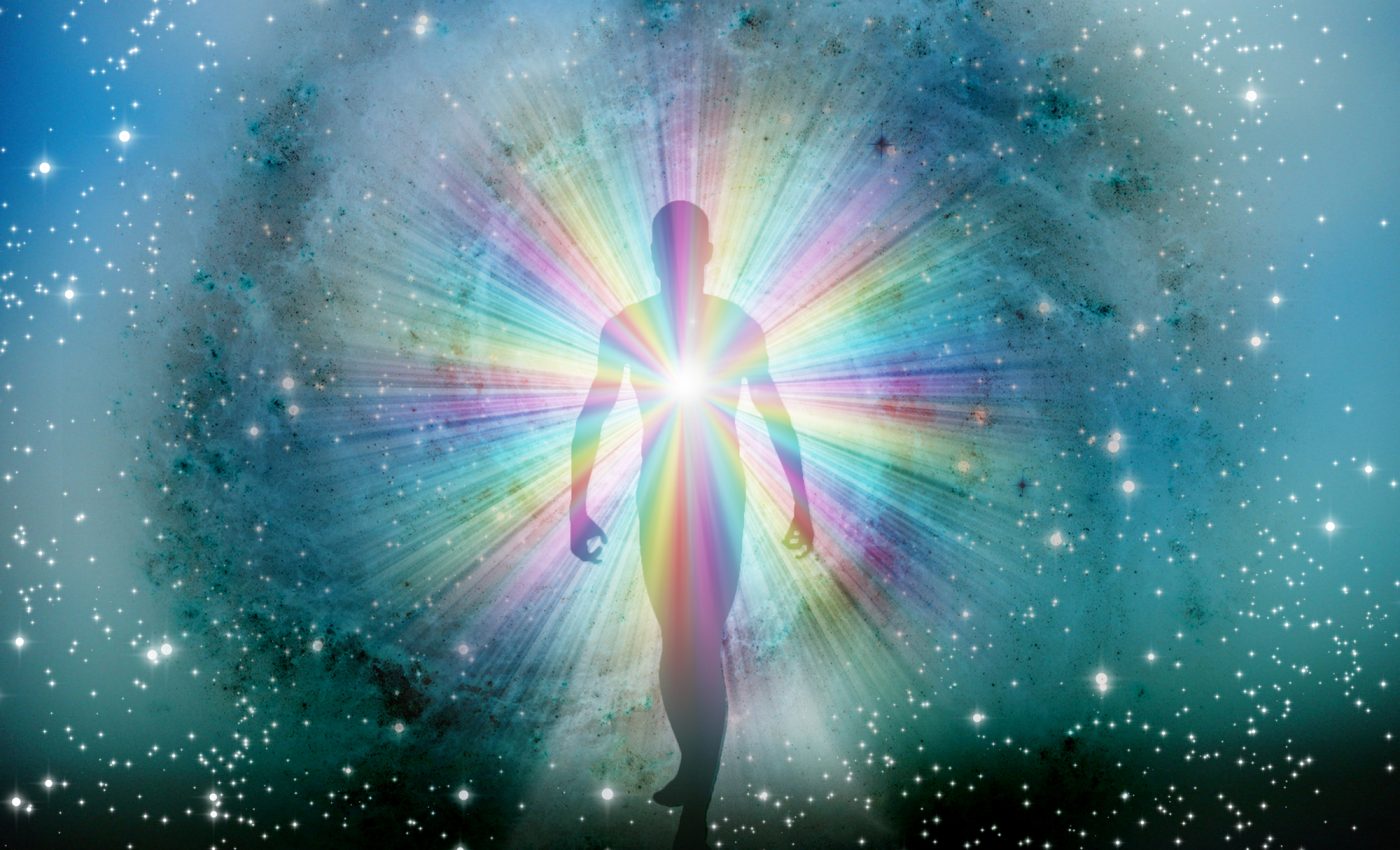 ZODII ce pot avea AURA sacră