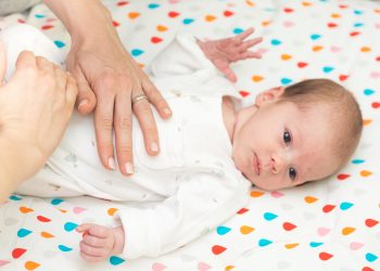 Colicile la bebeluși Remedii blânde