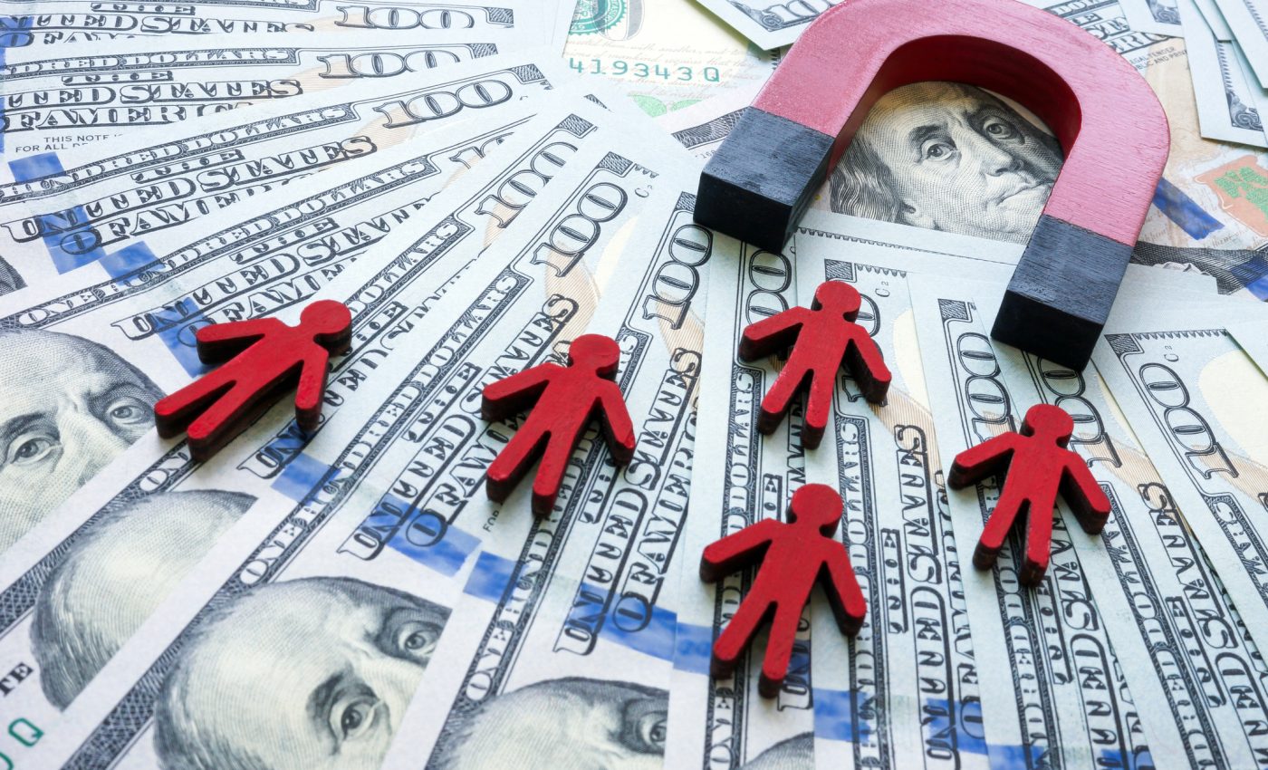 ZODII care atrag BANI și SURPRIZE