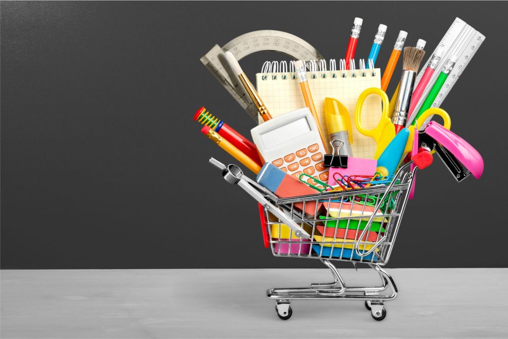 Cât costă pretătirea pentru începerea școlii