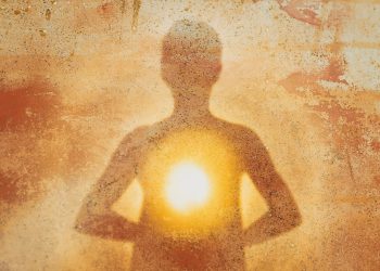 Cum îți afectează karma familia ta