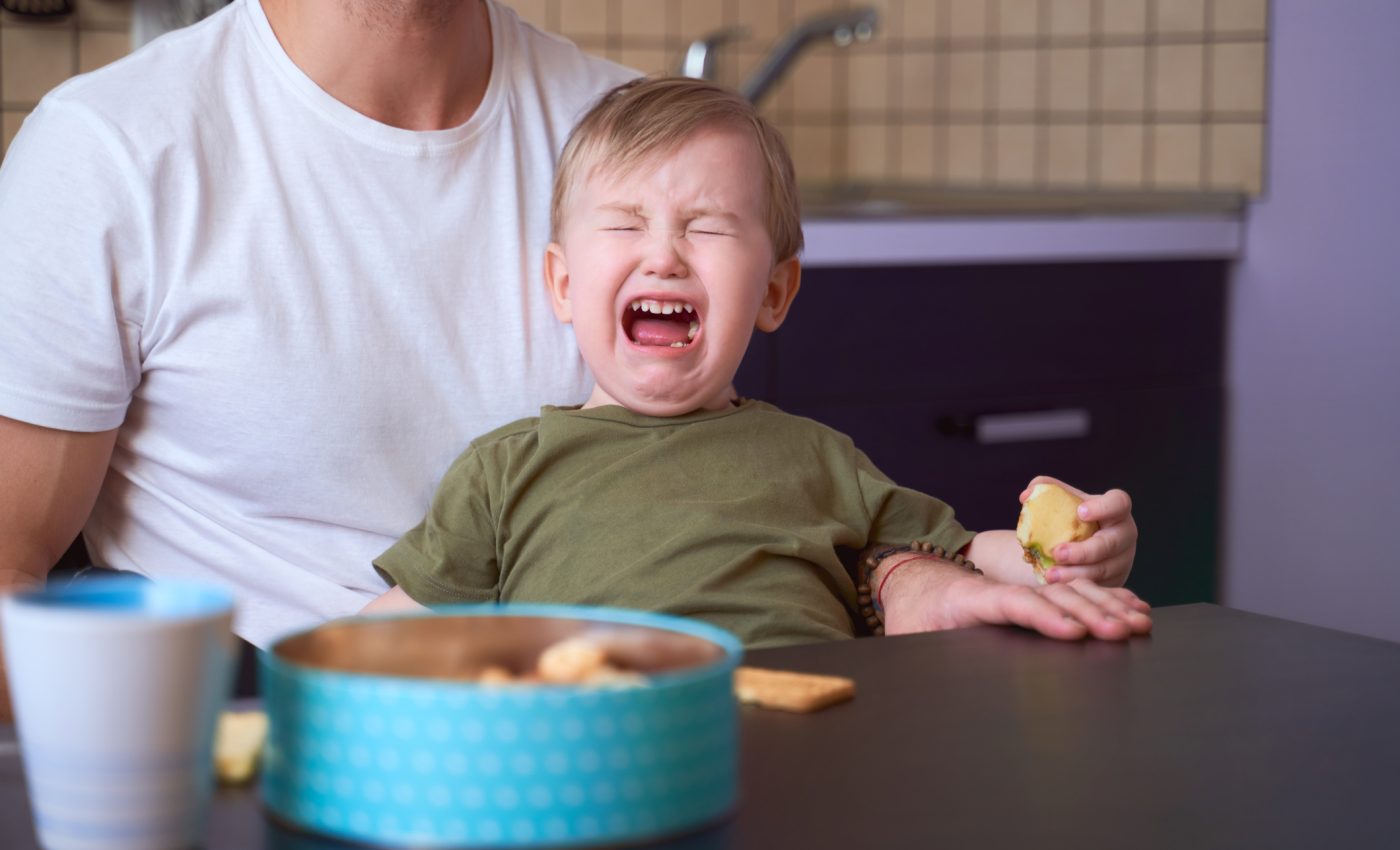 Cum să gestionezi tantrumurile fără să țipi