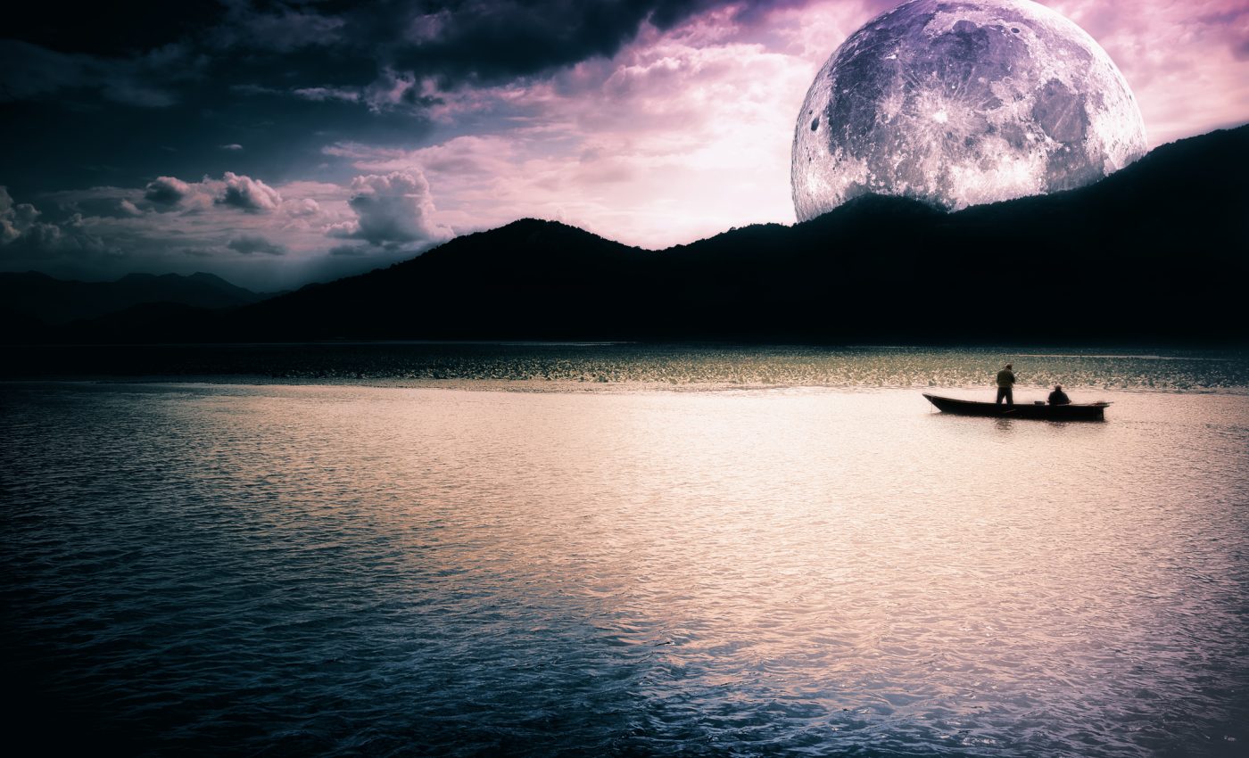 Luna Plină a STURIONULUI: 9 august 2025