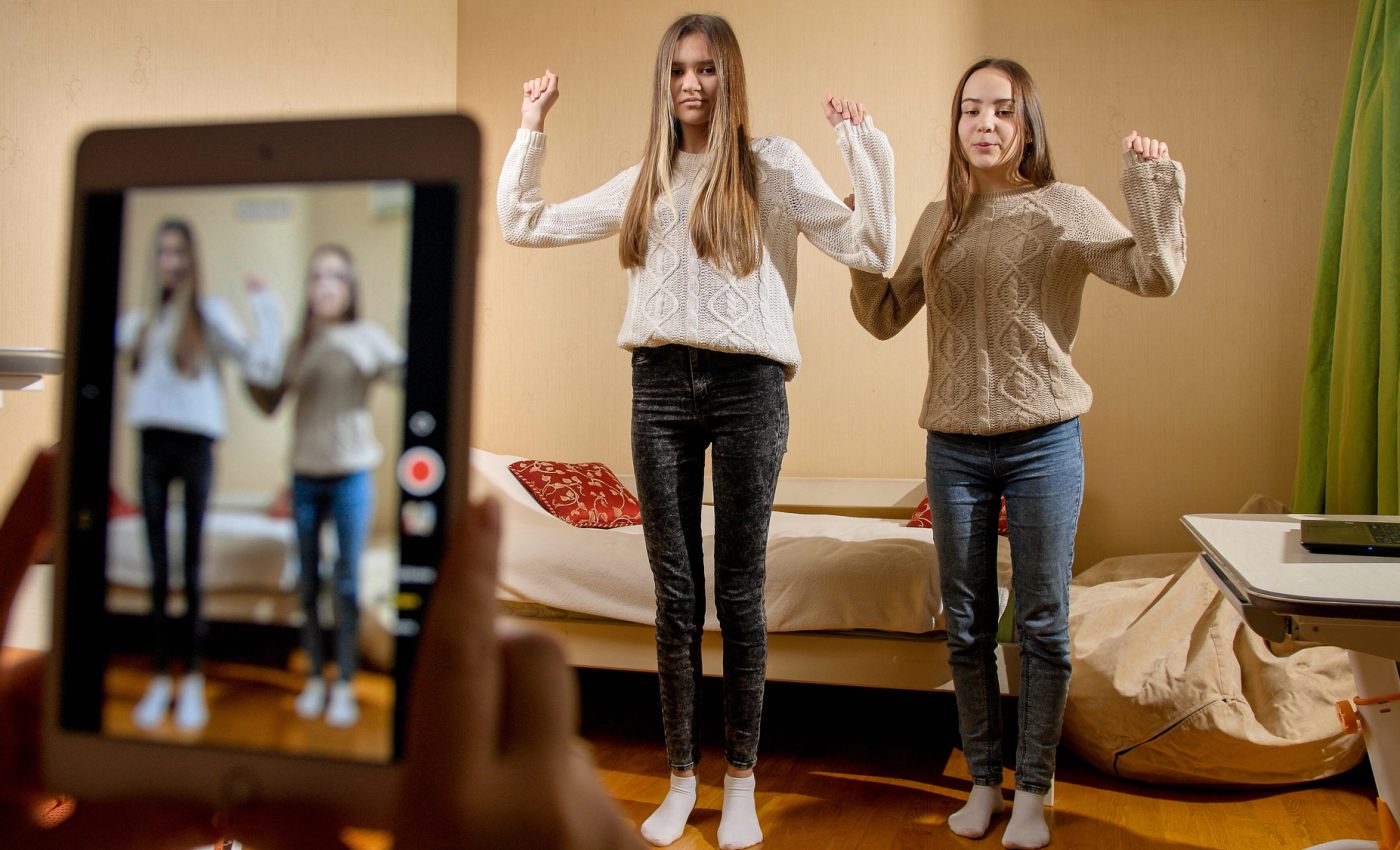 PROVOCĂRI periculoase pe TikTok