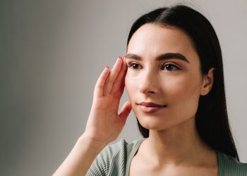 TikTok pleoape benzi adezive