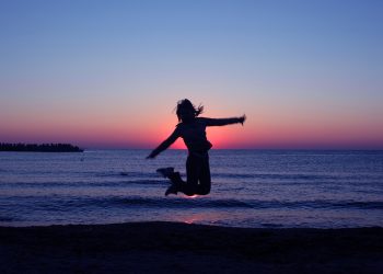 Vremurile GRELE se încheie - sfatulparintilor.ro - dreamstime_m_1076384