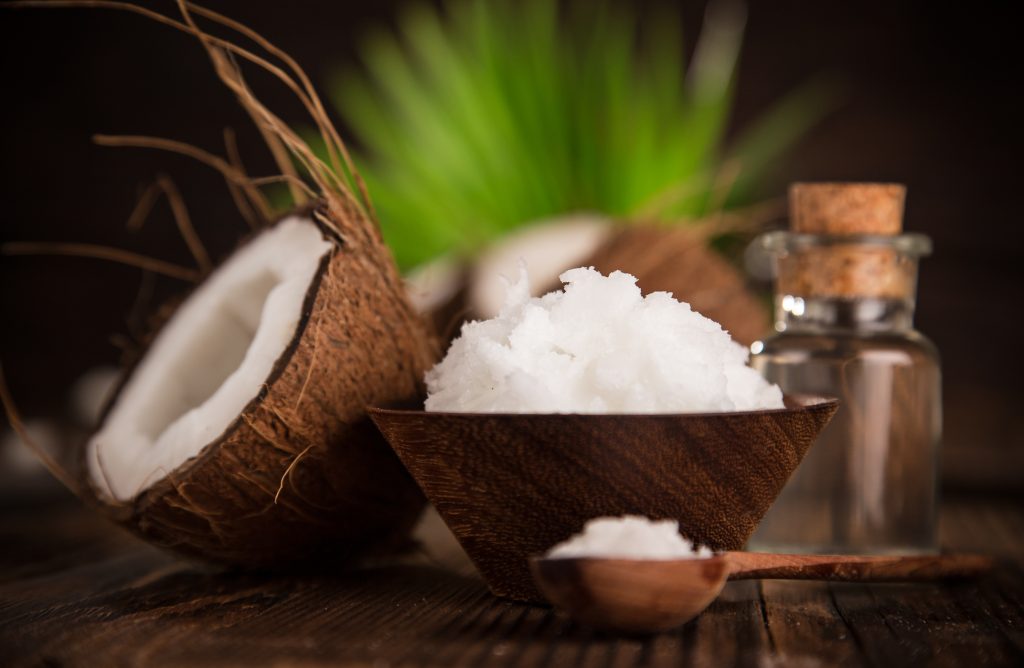 beneficii ale uleiului de cocos