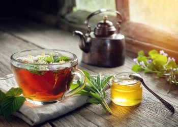 Cele mai bune ceaiuri de plante pentru relaxare