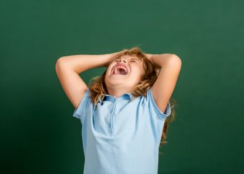 De ce fac copiii tantrumuri