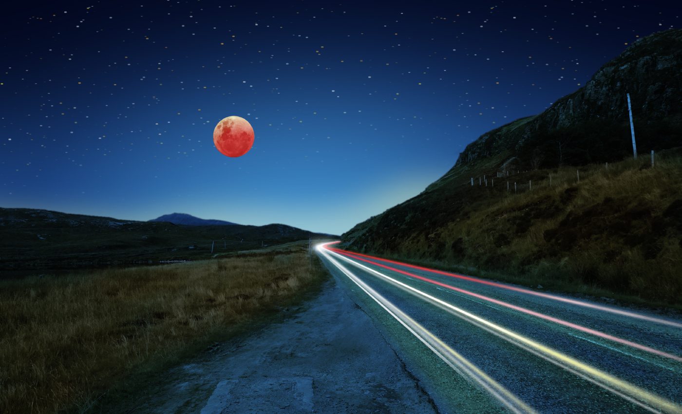 Eclipsă de Lună plină sângerie în Pești 7 septembrie 2025