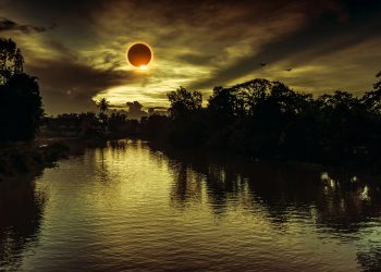 Sezonul ECLIPSELOR din SEPTEMBRIE 2025 resetări divine zodii