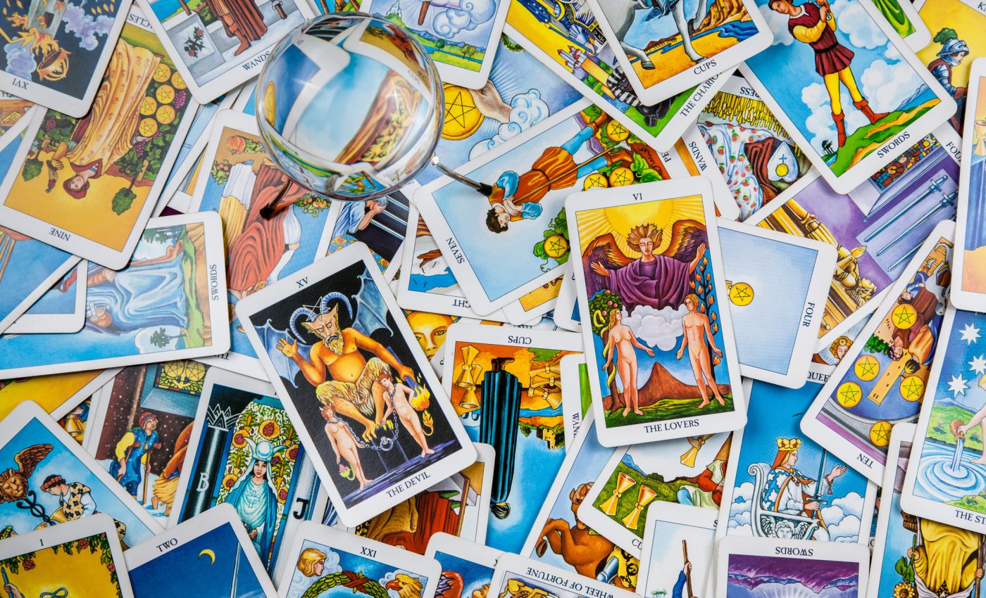 LUNI DE NAȘTERE care au NOROC