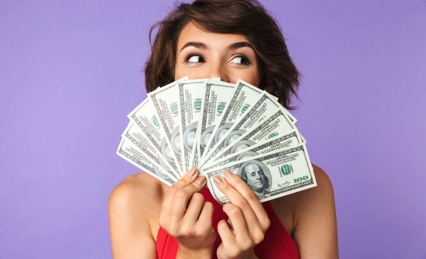 ZODII care atrag SUCCES financiar major