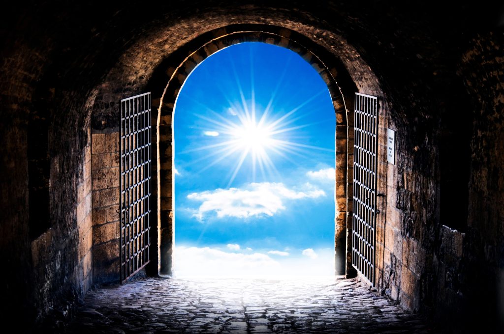 ZODII închid ușile TRECUTULUI