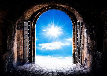 ZODII închid ușile TRECUTULUI