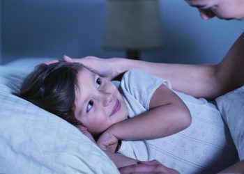 copilul care REFUZĂ să se culce