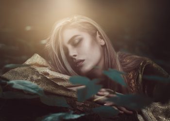 SATURN recompense KARMICE ZODII