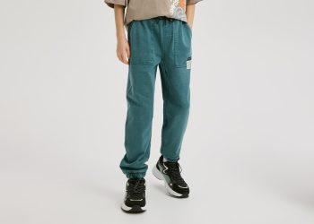 Pantaloni pentru băieți