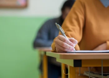Când încep examenele