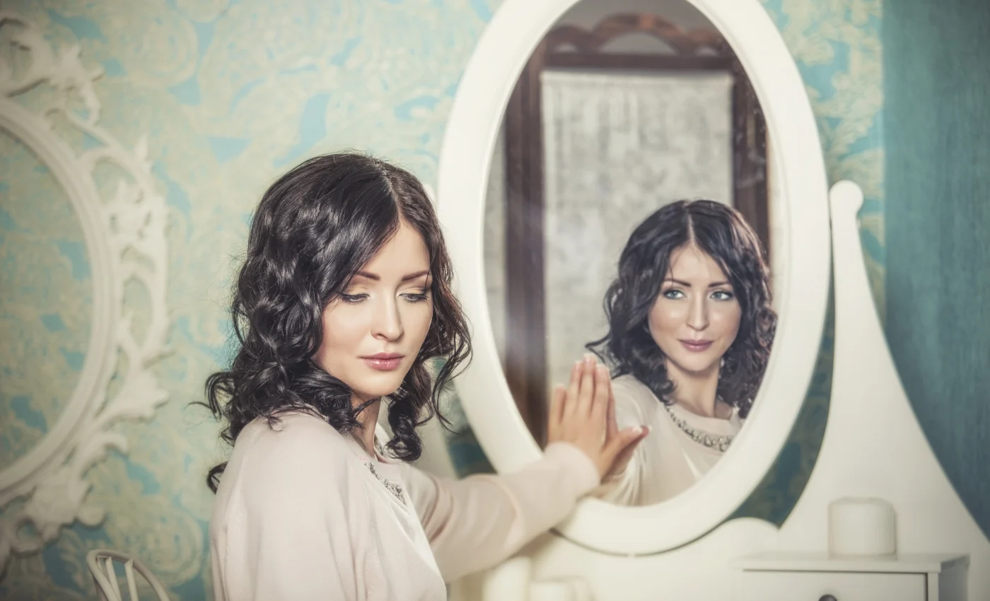 Mercur retrograd în Rac răni vechi zodii