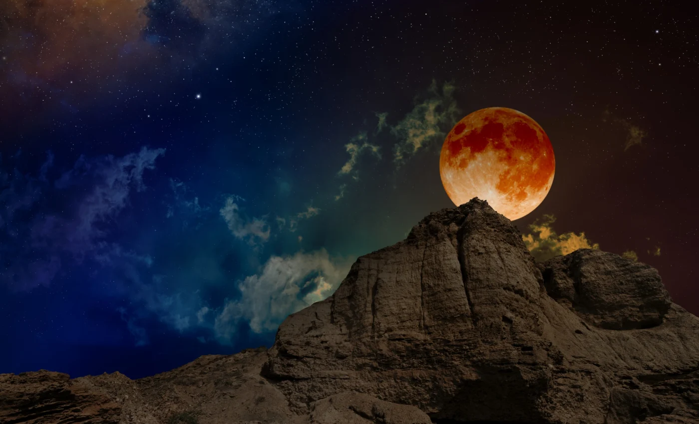 Eclipsa totală de Lună plină a sturionului zodii