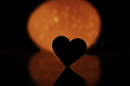 Eclipsa totală de Soare în Leu din 12 august 2026 aduce și o eclipsă totală a inimii. Ce capitol se închide, ce capitol se vindecă, ce capitol nou începe?