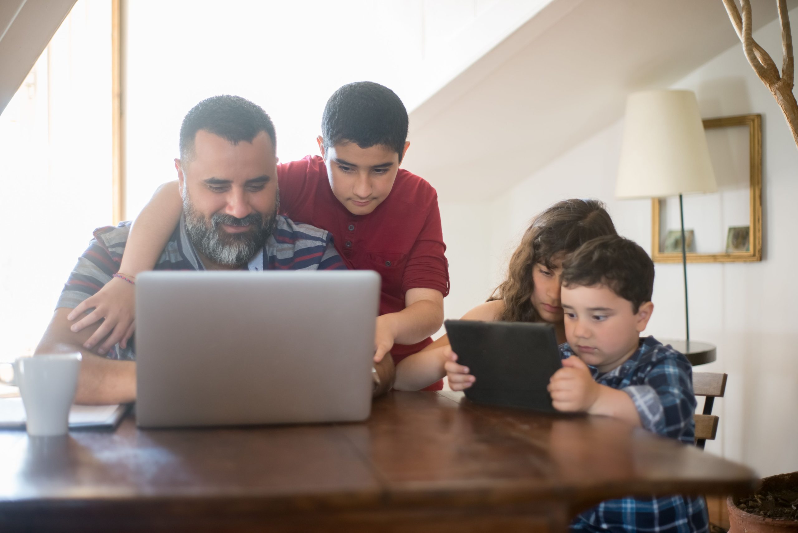 copii confidențialitatea online și siguranța digitală