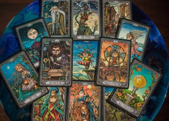 Cum îți poți îndeplini VISURILE TAROT