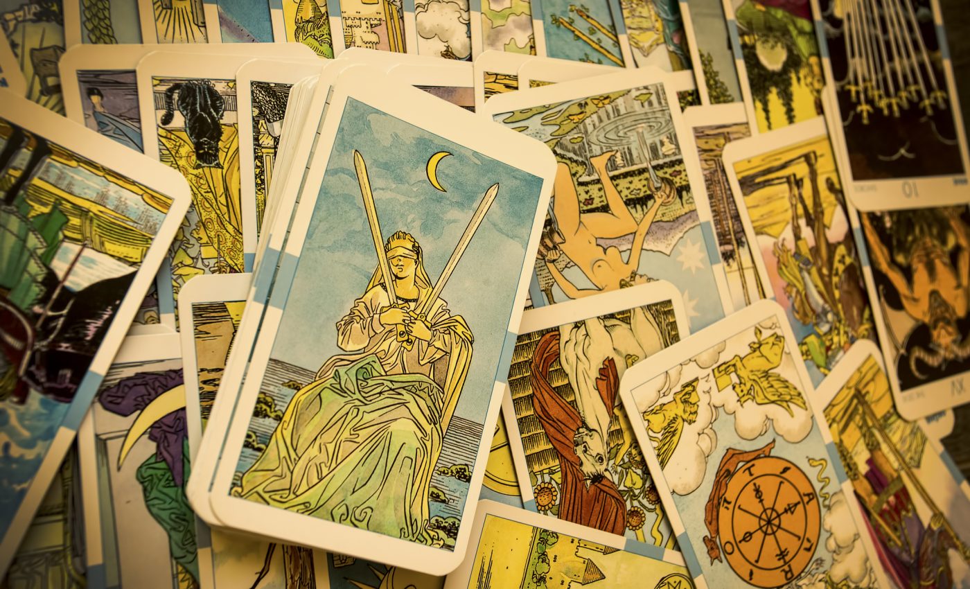 Efectele PORTALULUI maestru 11/11 TAROT