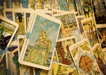 Efectele PORTALULUI maestru 11/11 TAROT