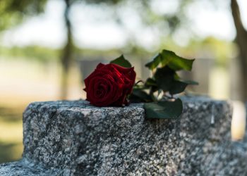Dacă partenerul de cuplu moare înaintea ta