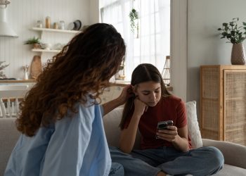 adolescentul tău are nevoie de apropiere